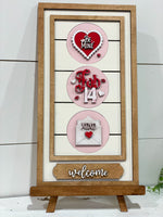 Welcome Interchangeable Sign Stand w/Valentine Inserts