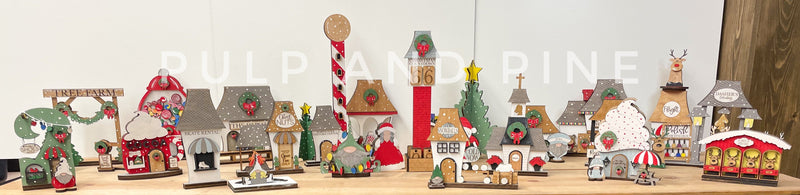 Christmas Village: Train Depot (3D Shelf Sitter)